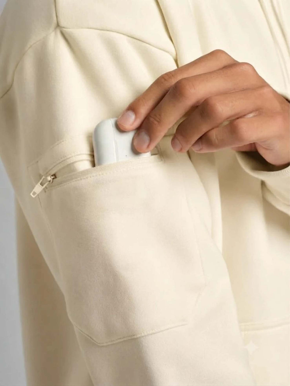 Avero Oversized Utility Hoodie – Off White