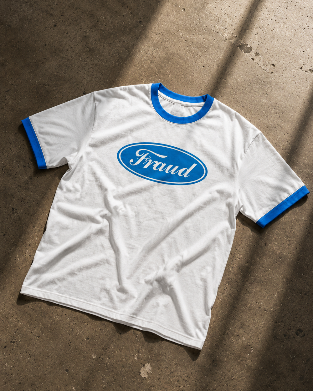 Avero Vintage Ringer - White and Blue